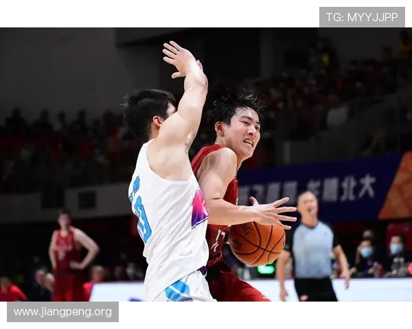 在球友吧直播平台轻松找到你感兴趣的篮球比赛高清直播内容